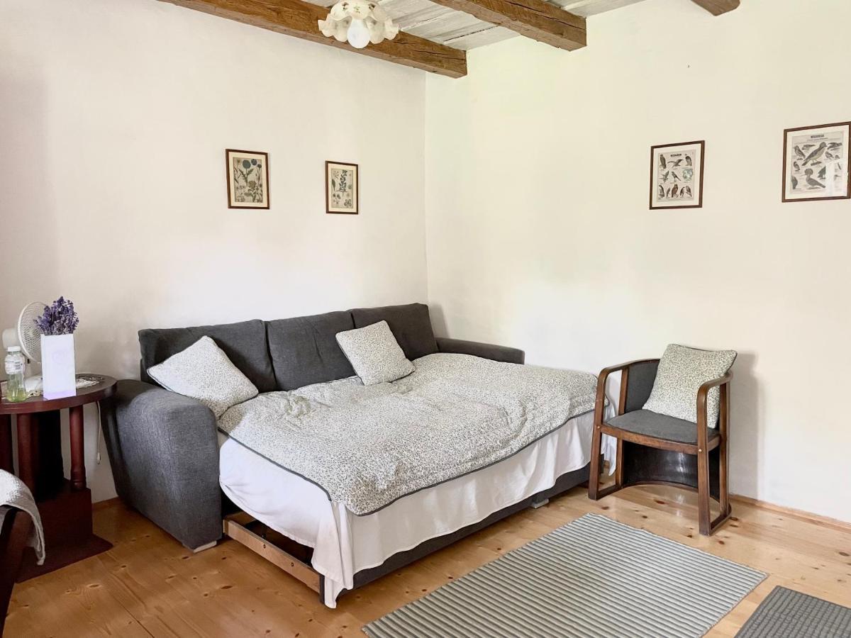 Lelle Vineyard Cottages Balatonlelle Ngoại thất bức ảnh